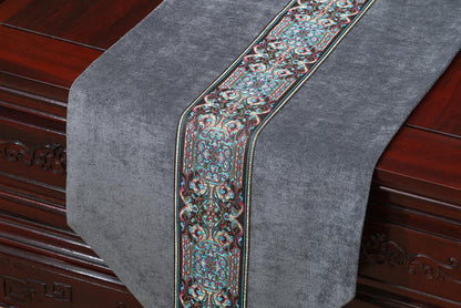 American-style Table Runner