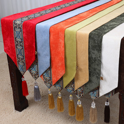 American-style Table Runner