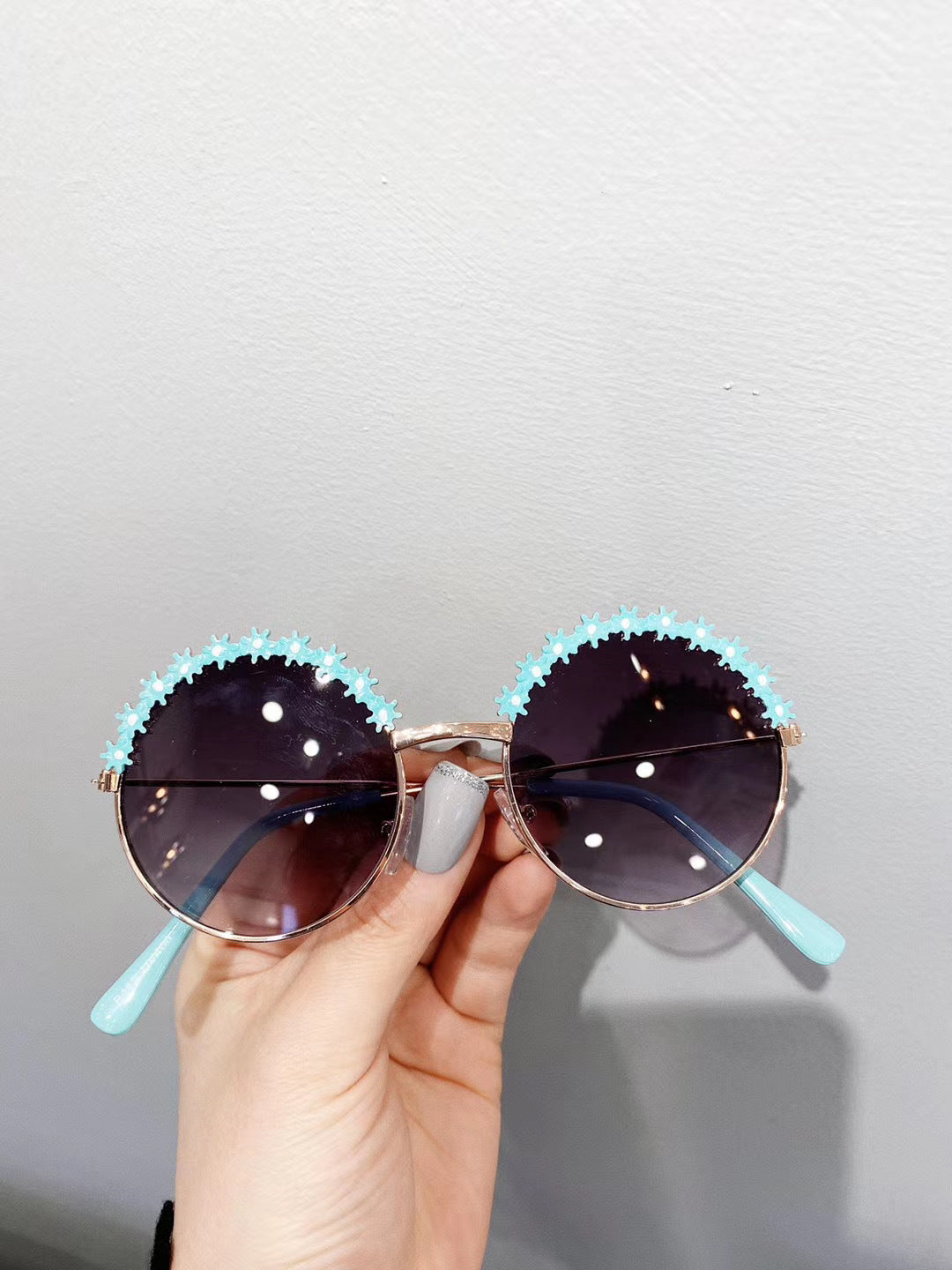 Children's Fashion Flower Metal Sunglasses