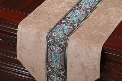 American-style Table Runner