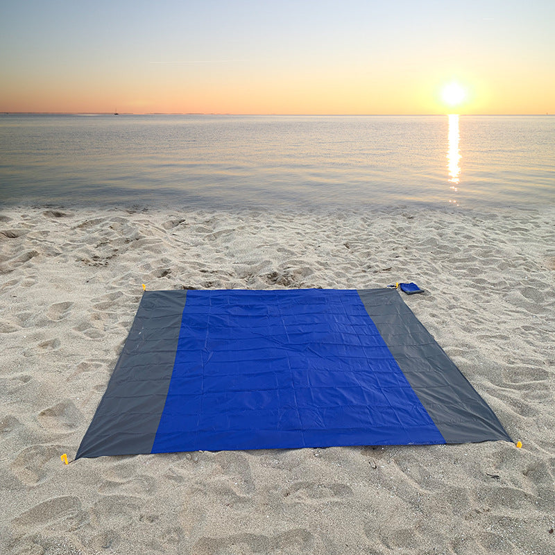 Outdoor Camping Waterproof & Foldable Two-color Picnic Mat