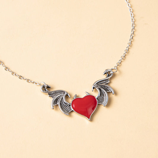 Metal Heart Drip Necklace