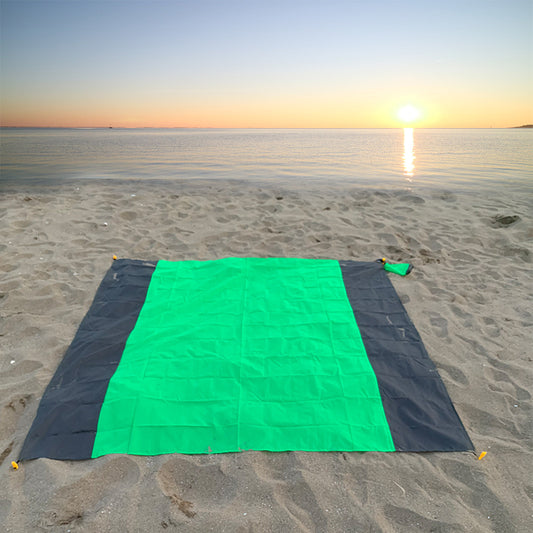 Outdoor Camping Waterproof & Foldable Two-color Picnic Mat